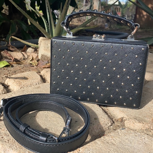Nasty Gal box trunk crossbody - Picture 7 of 8